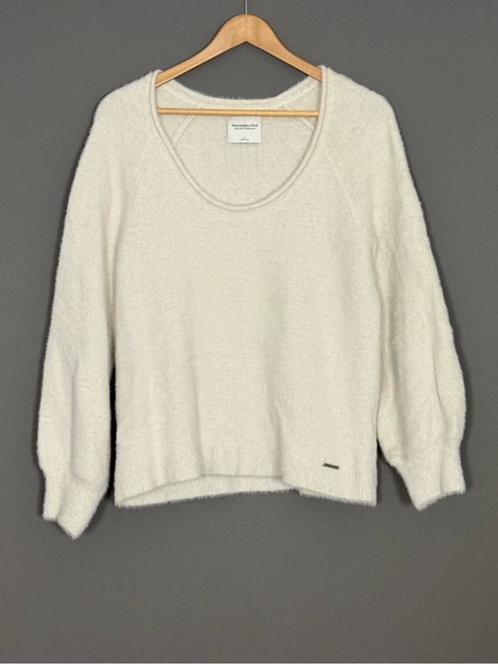 Abercrombie & Fitch Sweaters - Abercrombie & Fitch Soft AF Fuzzy Cozy Scoop Neck Sweater Womens Large